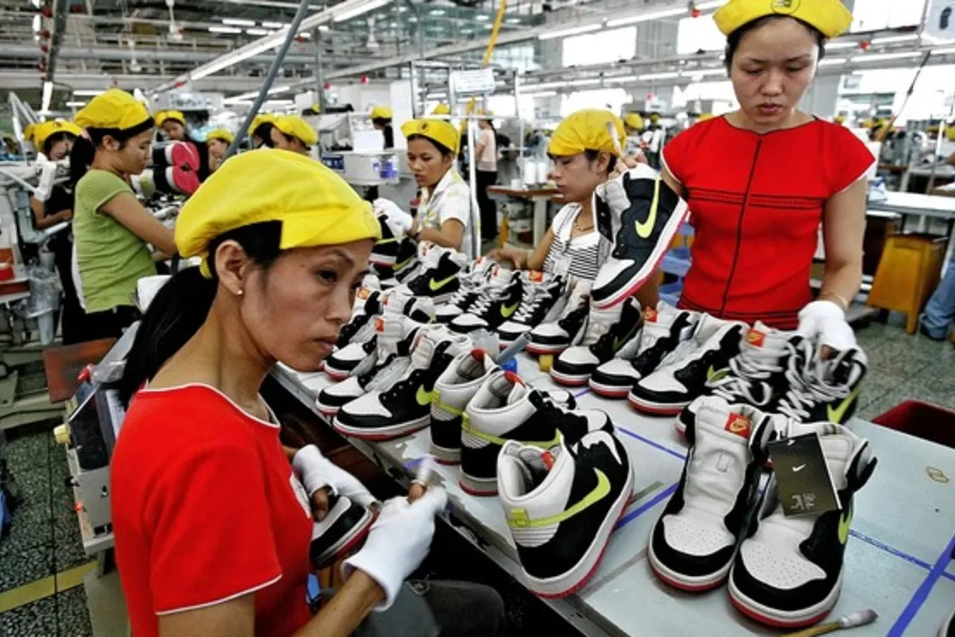 Manufacturing Process of MQQ Shoes